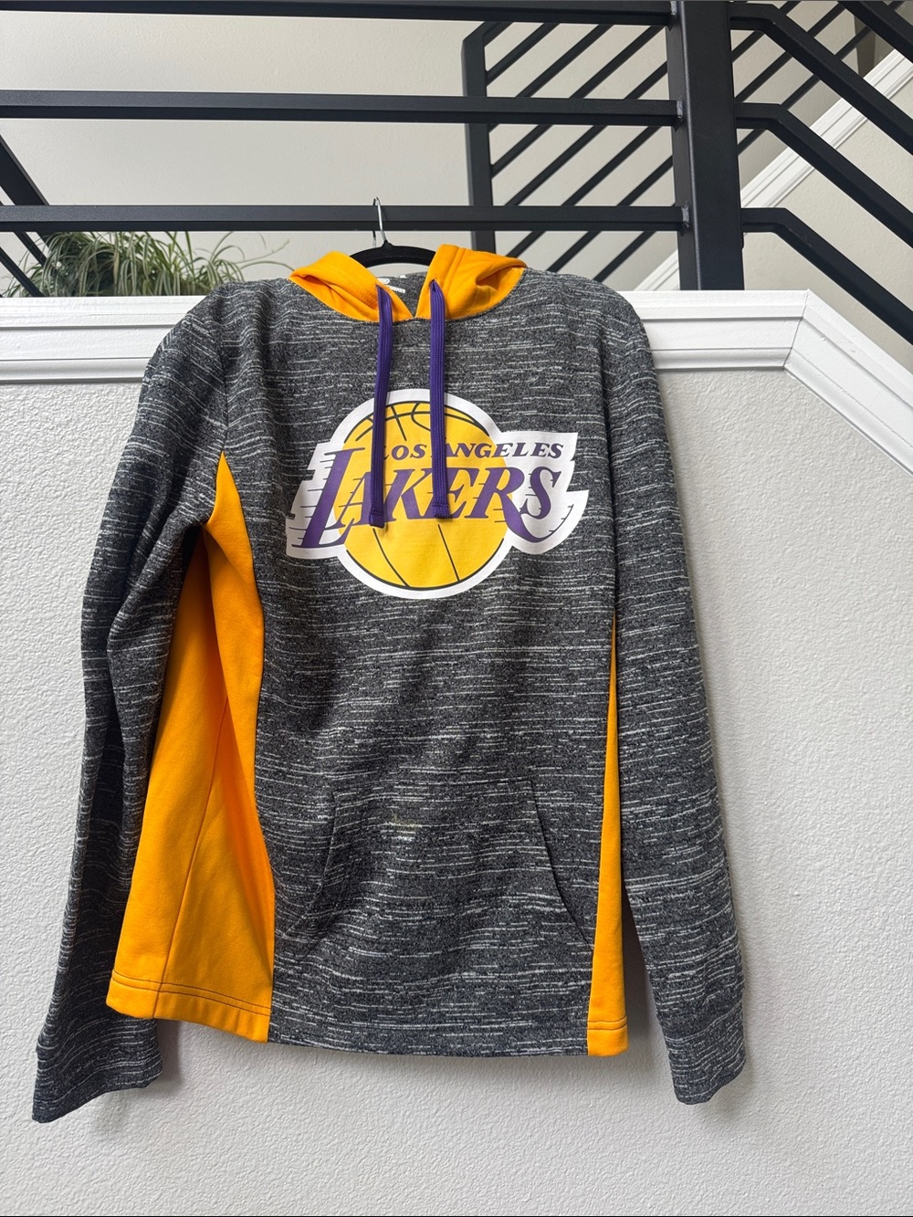 Fanatics Los Angeles Lakers Gray & Gold Hoodie